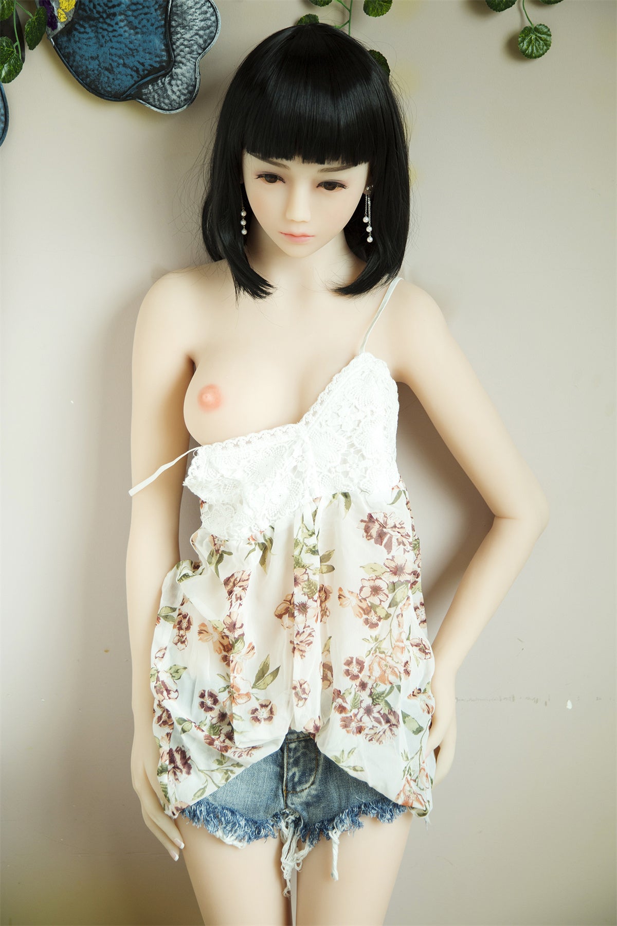 Fair skin 157cm B Cup TPE sex doll 29.5KG